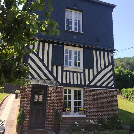 Les Pommiers Bed & Breakfast Honfleur Exterior photo