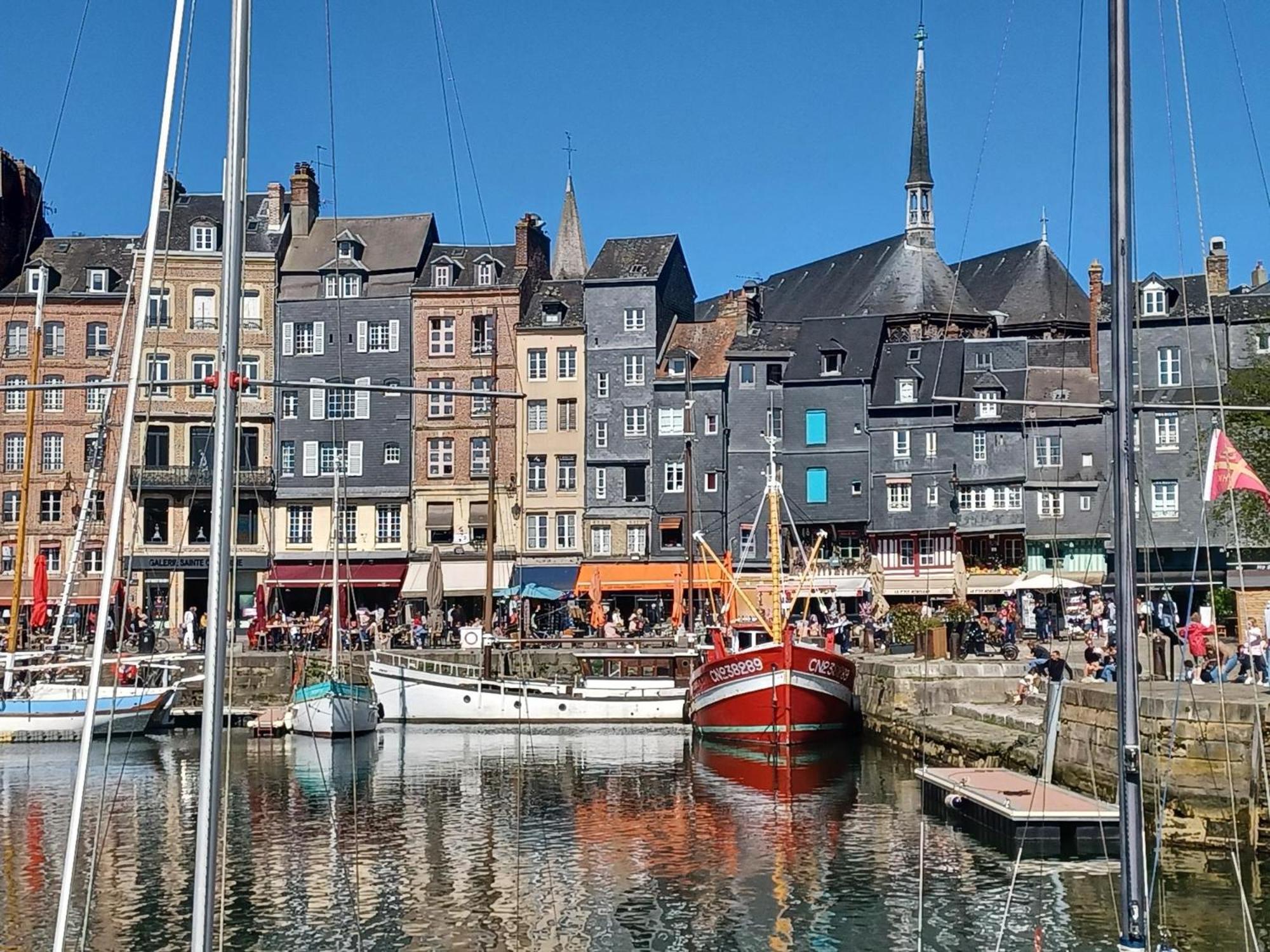 Les Pommiers Bed & Breakfast Honfleur Exterior photo